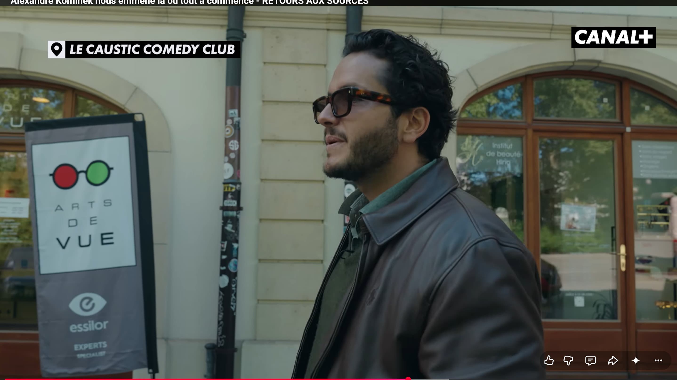 😍Mais c'est le magasin que l'on voit en arrière plan sur Canal+ 
Et oui Alexandre Kominek a fait un retour aux sources 